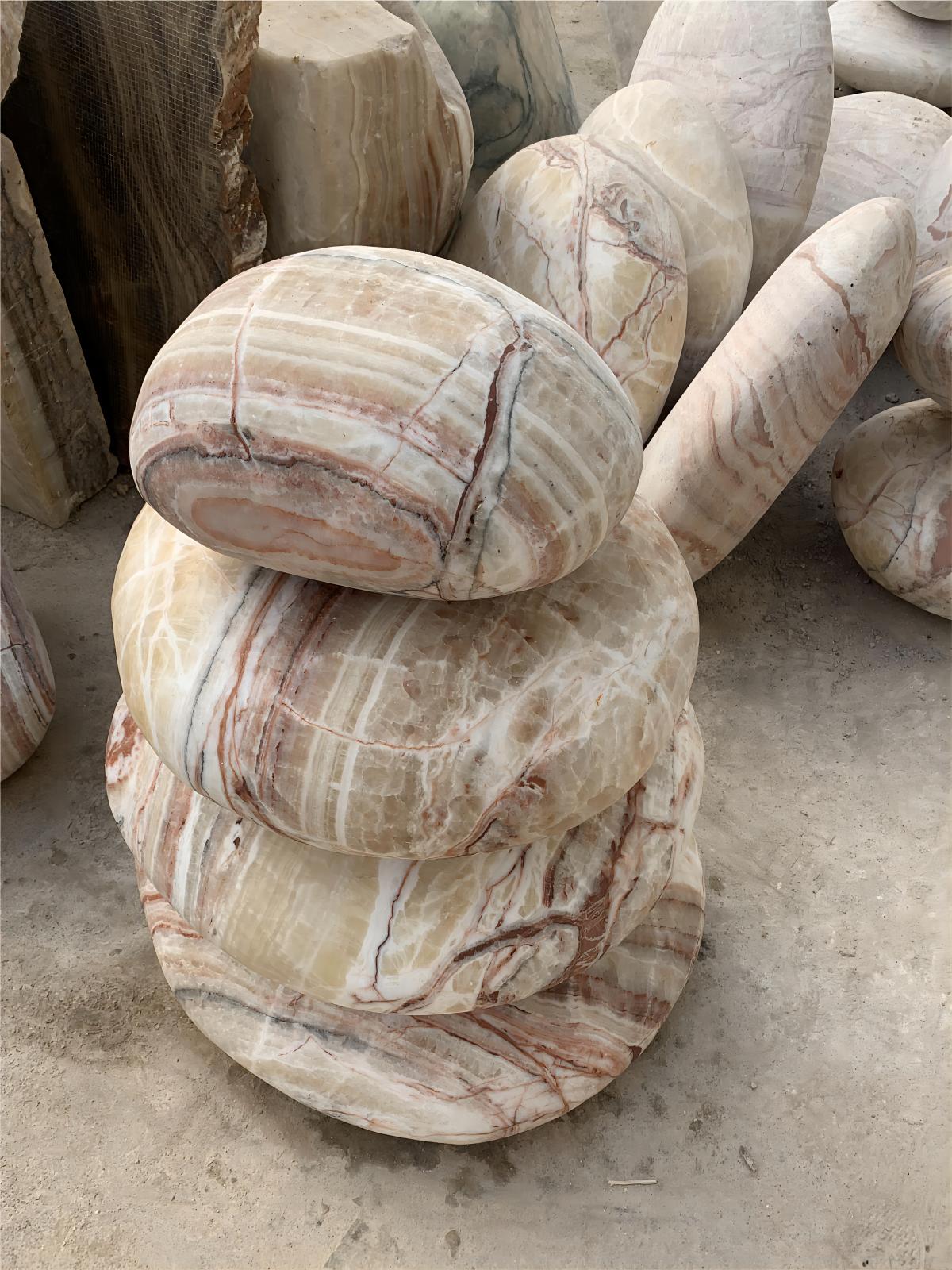 Premium boulder